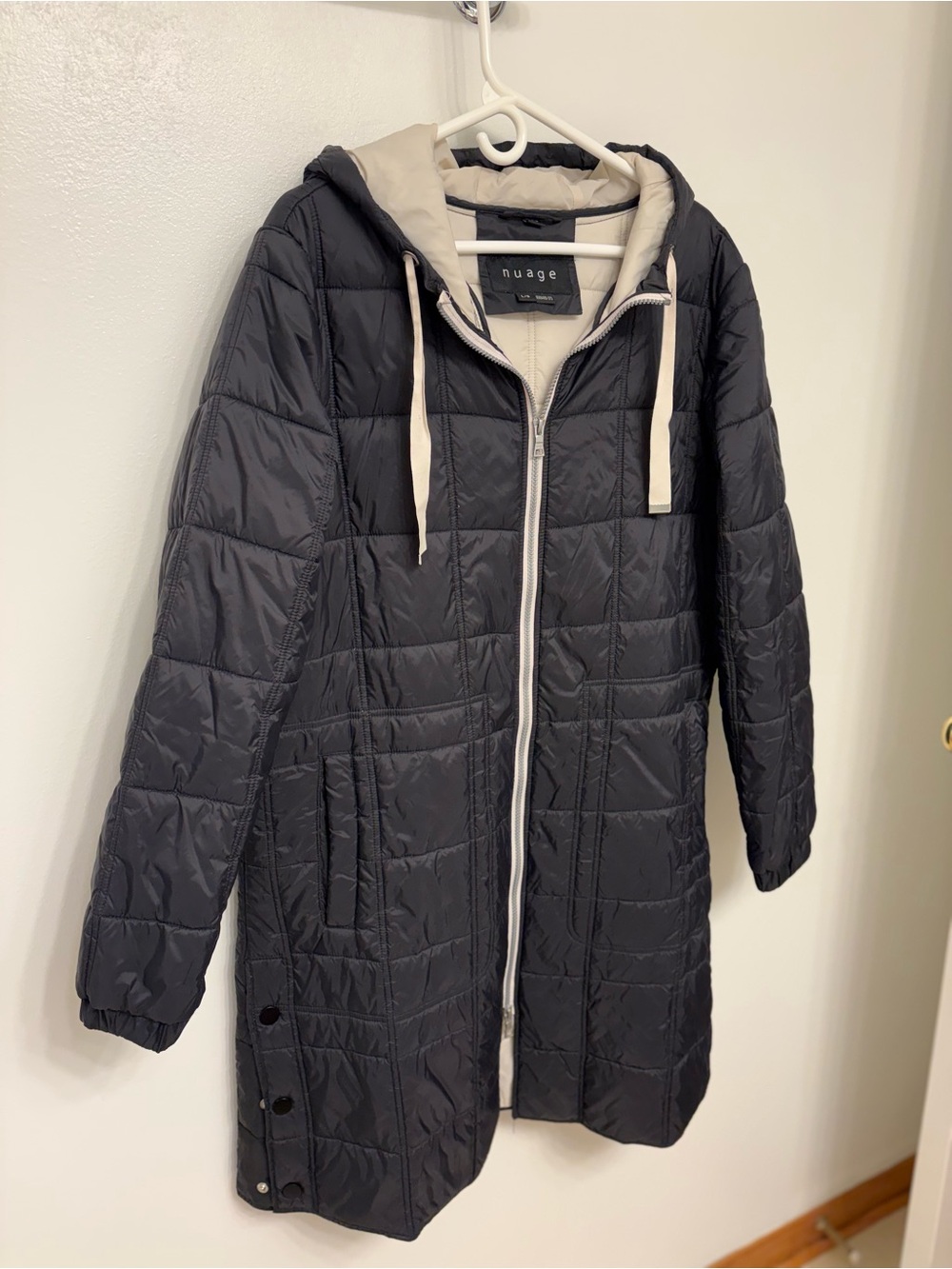 Nuage Black Quilted Hooded Long Puffer Coat with Cream Trim
